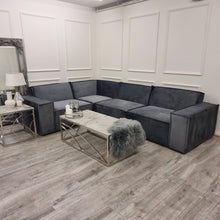 Load image into Gallery viewer, Midland Corner Sofa