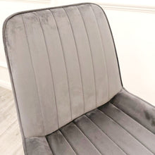 Load image into Gallery viewer, Dido Velvet Dining Chair